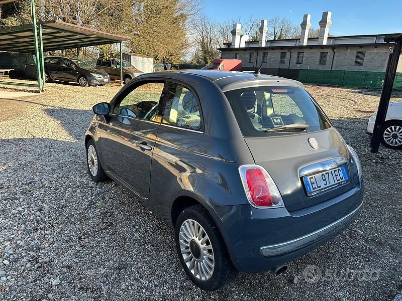 Usata Fiat 500 Lounge 70 CV (51 kW) 2011 Grigio Utilitaria