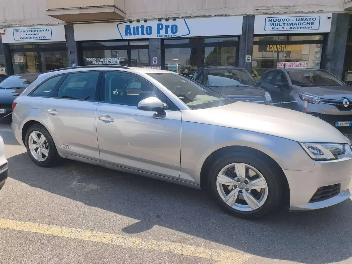 Usata Audi A4 Ambiente 150 CV (110 kW) 2017 Grigio Station wagon