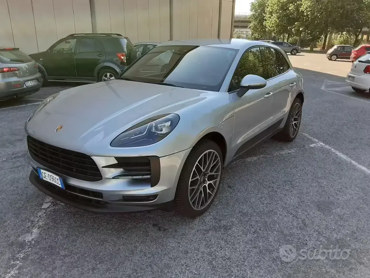 Usata Porsche Macan 265 CV (194 kW) 2021 Grigio SUV