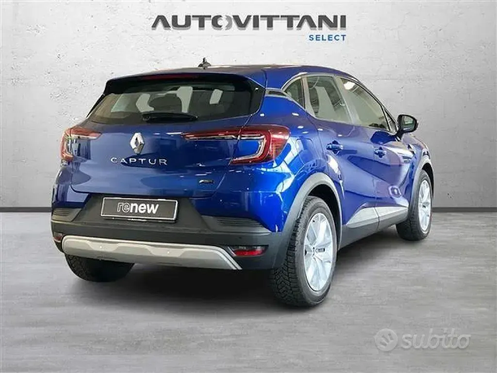 Usado Renault Captur Equilibre 145 CV (106 kW) 2023 Azul SUV