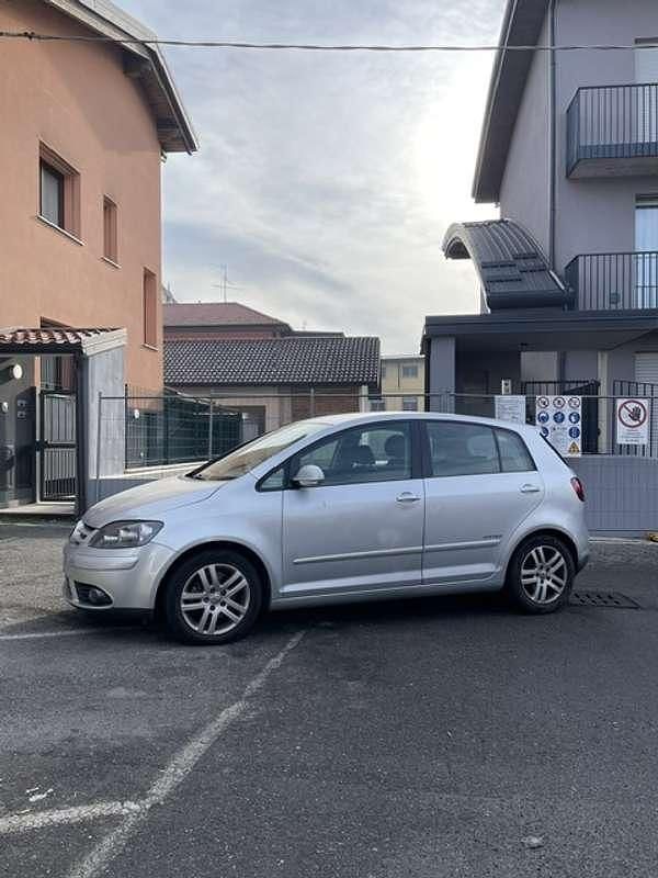 Usata VW Golf Plus Cross Comfortline 105 CV (77 kW) 2008 Argento Monovolume