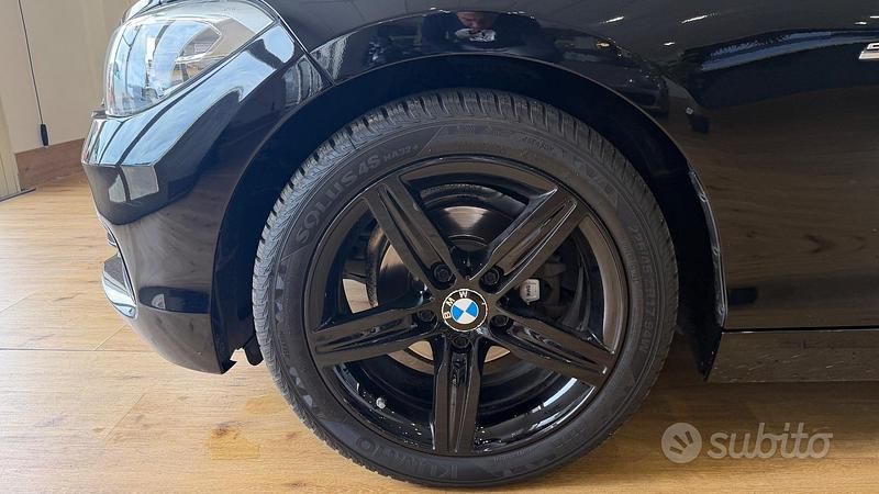Usata BMW 118 Sport Line 135 CV (99 kW) 2016 Nero Utilitaria
