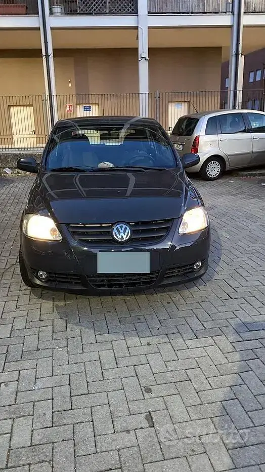 Usata VW Fox 54 CV (39 kW) 2009 Grigio Utilitaria