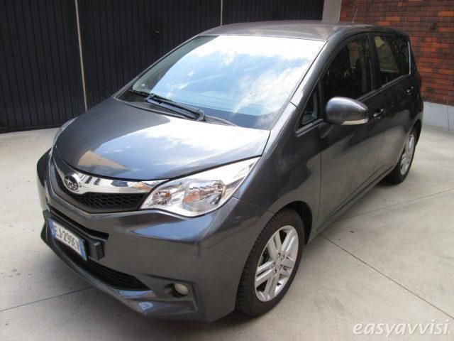 Subaru trezia 2011