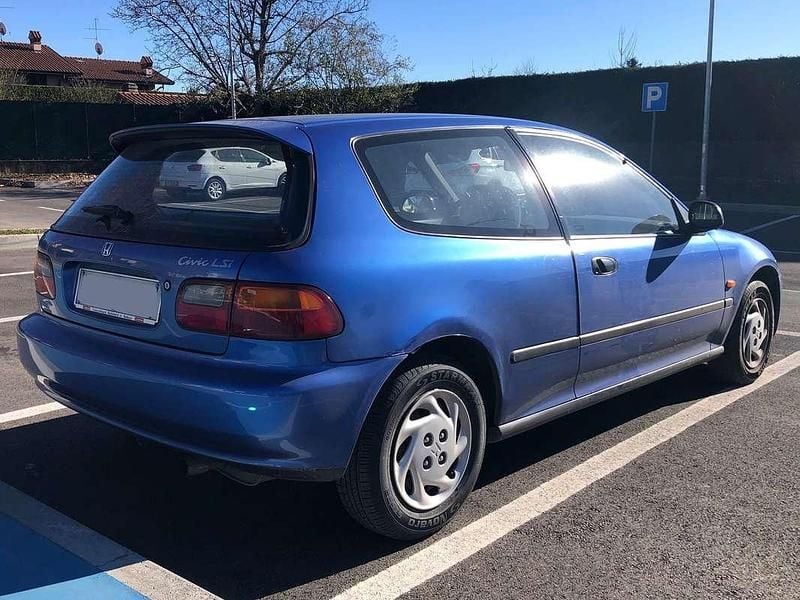 Usata Honda Civic 90 CV (66 kW) 1994 Blu/azzurro Berlina