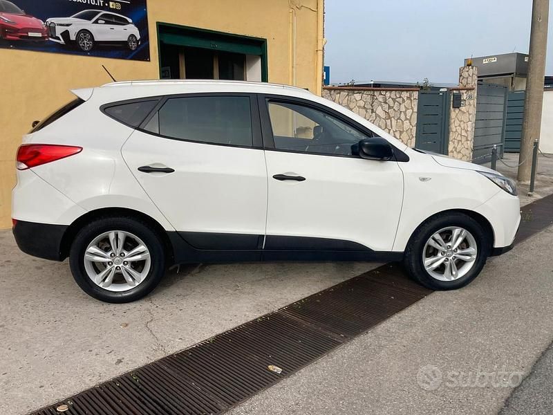 Usata Hyundai ix35 Comfort 116 CV (85 kW) 2013 Bianco metallizzato SUV