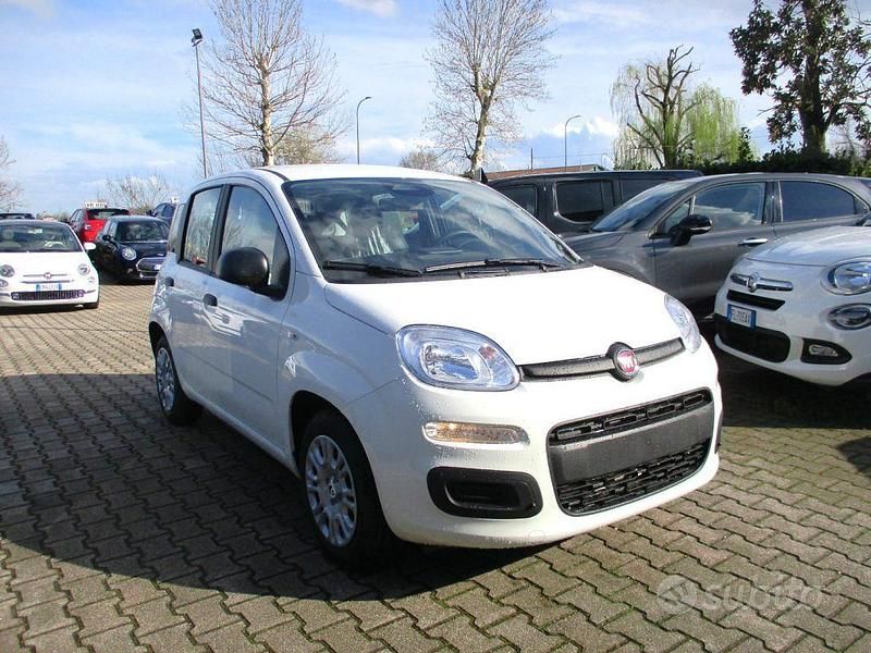 Nuova Fiat Panda S 70 CV (51 kW) 2025 Bianco Utilitaria