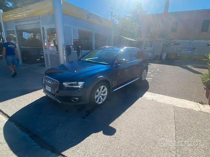 Usata Audi A4 245 CV (180 kW) 2016 Blu Station wagon