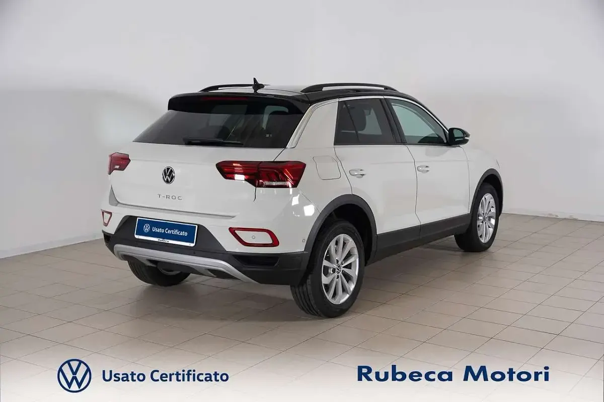 Nuova VW T-Roc Edition 150 CV (110 kW) 2026 Beige SUV