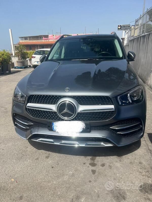 Usata Mercedes GLE300 AMG 2022 Grigio