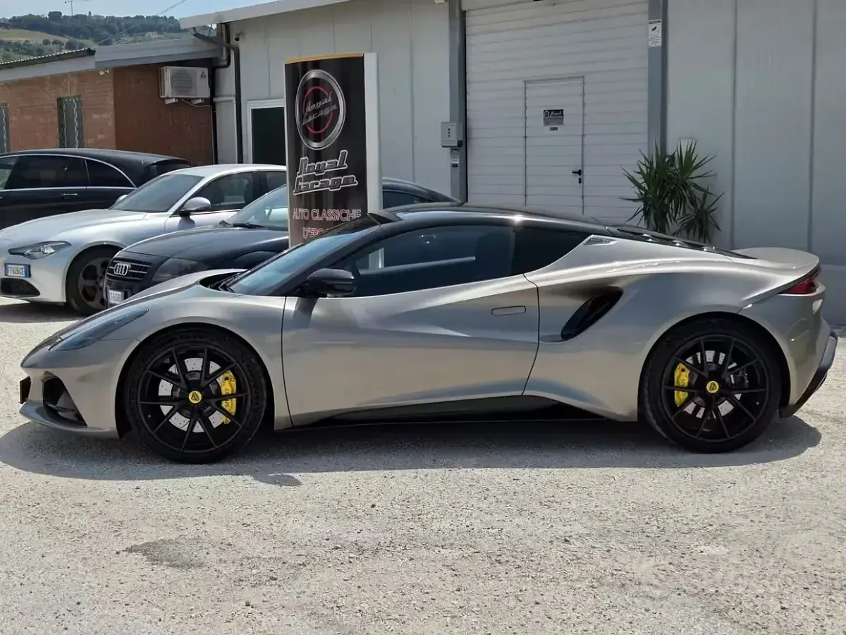 Usata Lotus Emira 405 CV (297 kW) 2023 Grigio Coupé