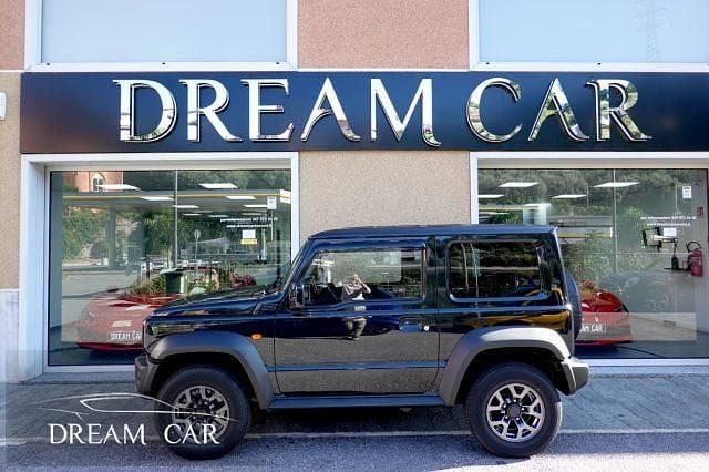 Usata Suzuki Jimny 102 CV (75 kW) 2019 Grigio pastello SUV