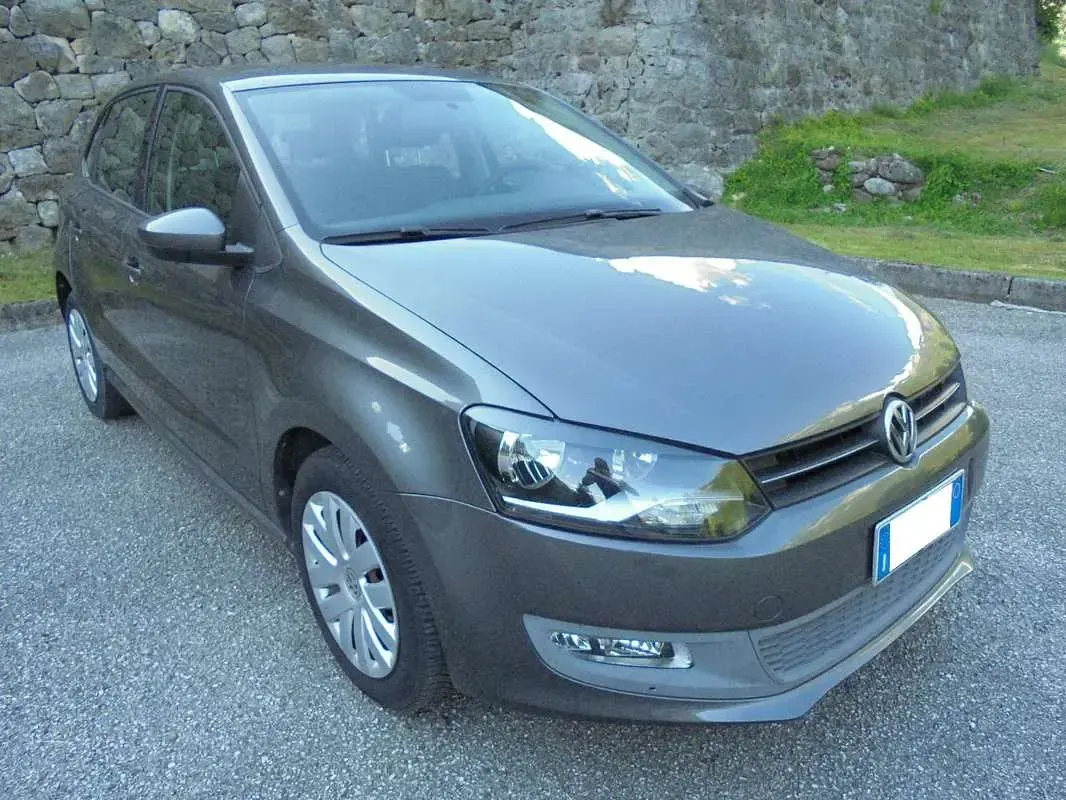 Usata VW Polo Comfortline 69 CV (50 kW) 2010 Grigio Utilitaria