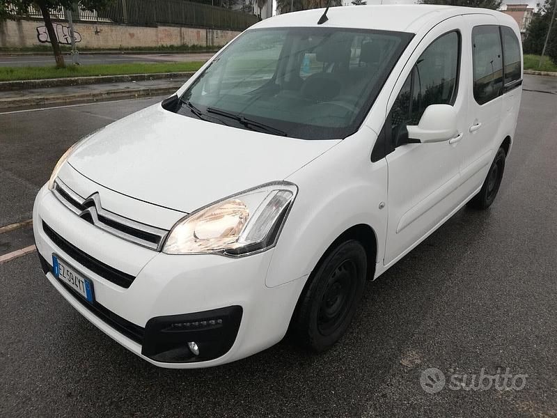 Occasion Citroën Berlingo Seduction 92 ch (67 kW) 2015 Blanc Monospace