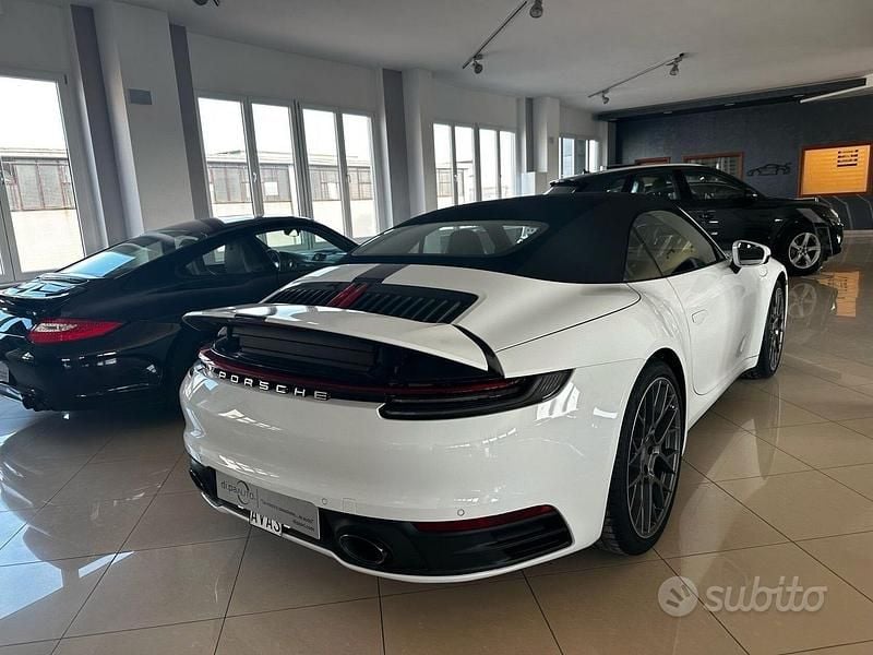 Usata Porsche 911 Carrera Cabriolet 385 CV (283 kW) 2021 Bianco Cabrio