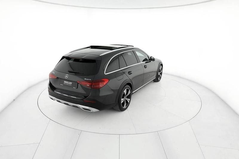 Usata Mercedes 220 Premium 200 CV (147 kW) 2022 Grigio grafite Station wagon