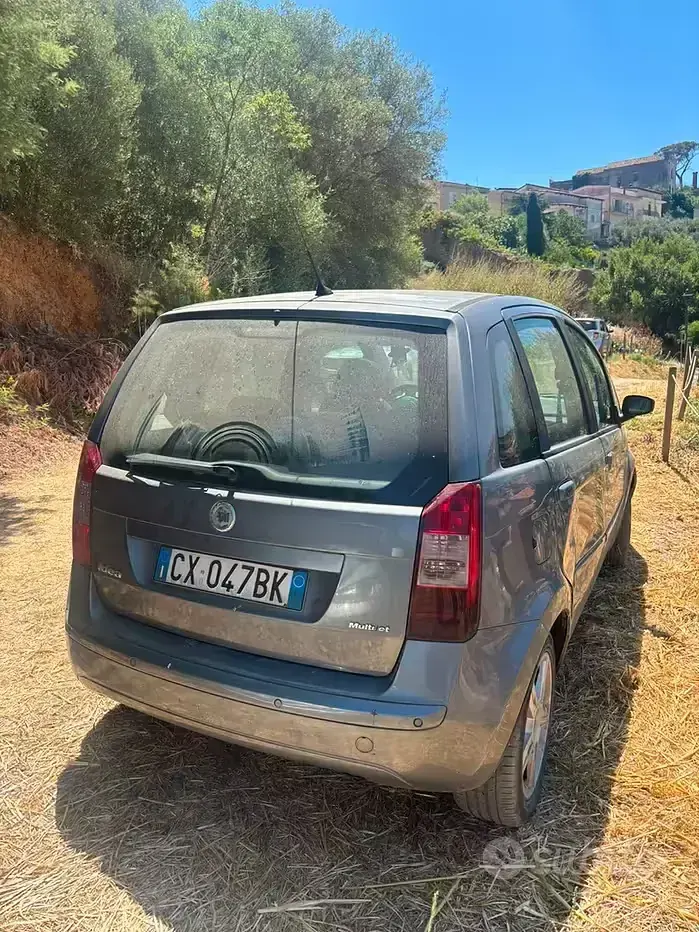 Usata Fiat Idea 101 CV (74 kW) 2005 Monovolume