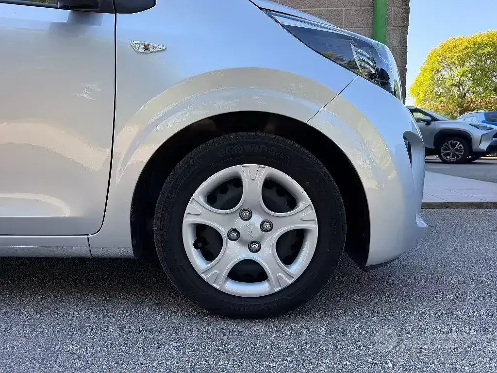 Usata Kia Picanto 65 CV (47 kW) 2022 Argento Utilitaria