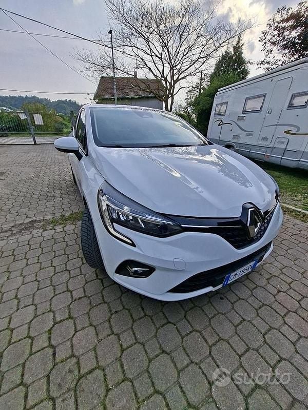 Usata Renault Clio V 65 CV (47 kW) 2023 Bianco Berlina