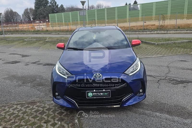 Usata Toyota Yaris Style 116 CV (85 kW) 2022 Blu Utilitaria