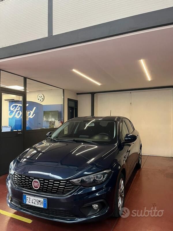 Blu Usata 2019 Fiat Tipo Tre volumi | 11.000 € (Cara) - Immagine 1/4