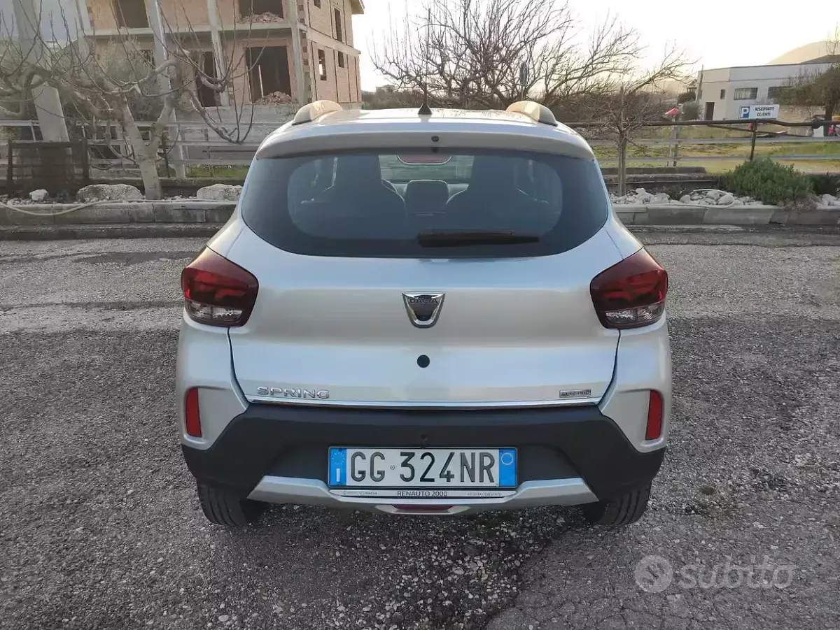 Usata Dacia Spring Comfort Plus 19 kW (26 CV) 2021 Grigio Utilitaria