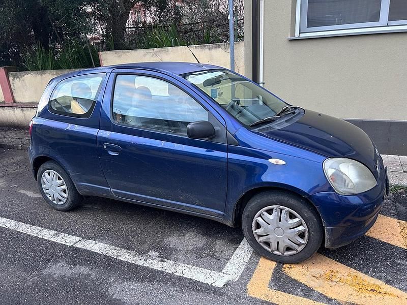 Usata Toyota Yaris 2001
