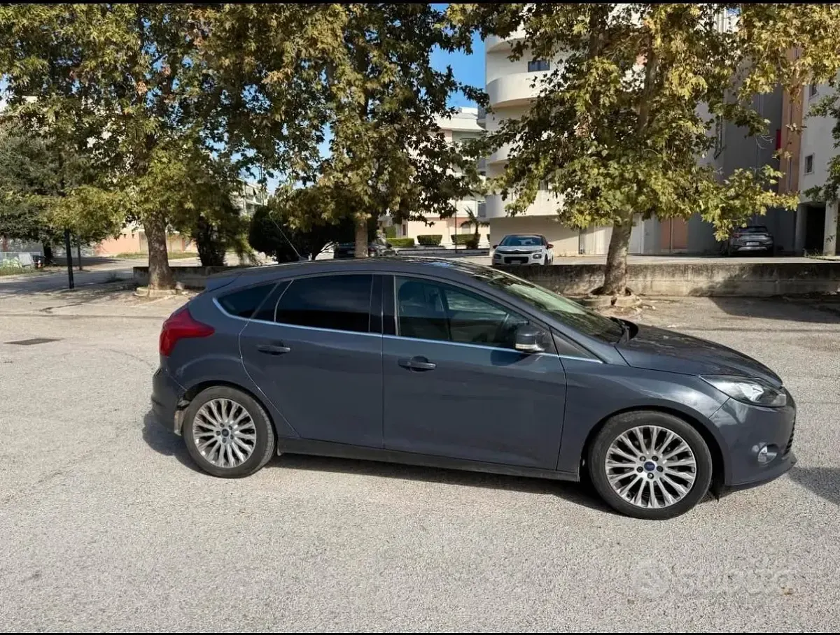 Usata Ford Focus 115 CV (84 kW) 2011 Berlina
