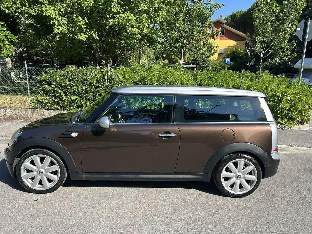 Usata Mini Cooper Clubman 120 CV (88 kW) 2008 Marrone Station wagon