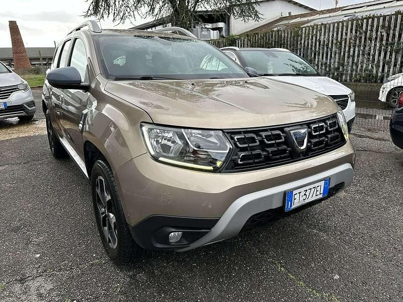 Usata Dacia Duster Prestige 114 CV (83 kW) 2018 Oro SUV