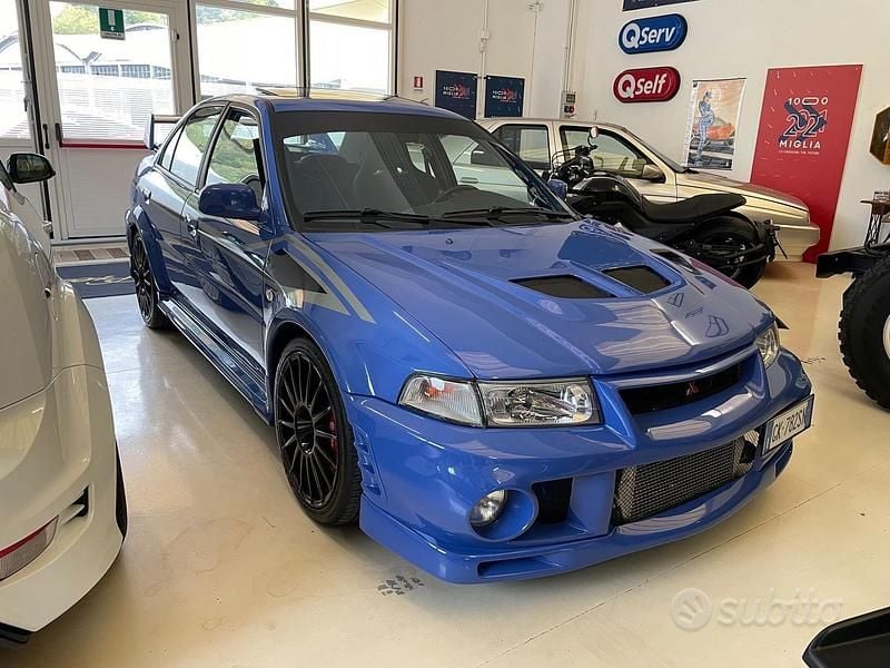 Blu Usata 1999 Mitsubishi Lancer Tre volumi | 38.990 € - Immagine 1/4