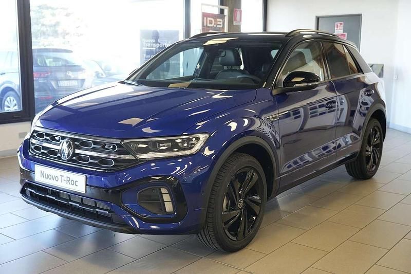 Usata VW T-Roc R-line Plus 116 CV (85 kW) 2024 Lapiz blue SUV