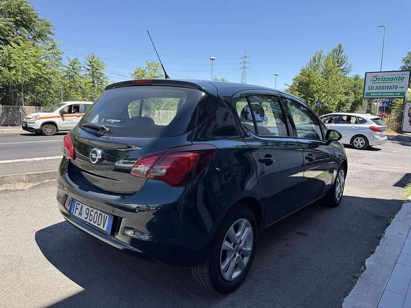 Usata Opel Corsa 90 CV (66 kW) 2015 Verde bottiglia Berlina