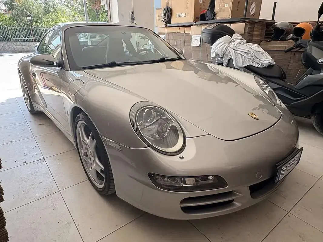 Usata Porsche 997 355 CV (261 kW) 2008 Argento Coupé