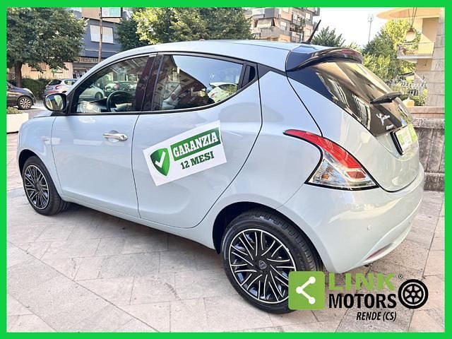 Usata Lancia Ypsilon S 69 CV (50 kW) 2023 Blu Utilitaria