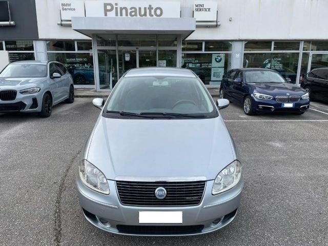 Argento Usata 2007 Fiat Croma Dynamic Station wagon | 4000 € (Cara) - Immagine 1/4