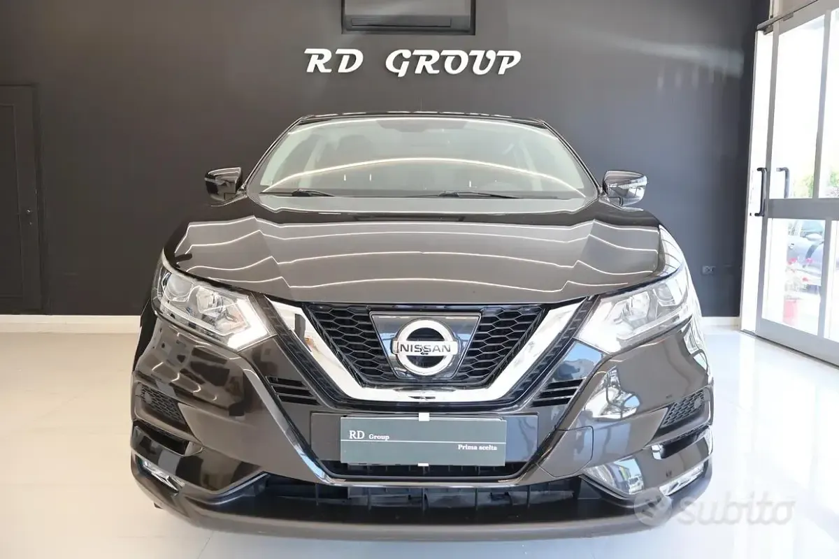 Usata Nissan Qashqai Acenta 110 CV (80 kW) 2018 Nero SUV