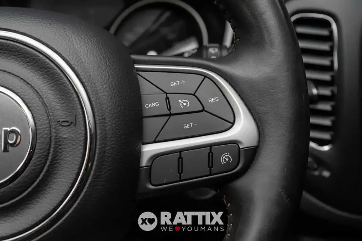 Usata Jeep Compass Longitude 120 CV (88 kW) 2018 Nero SUV