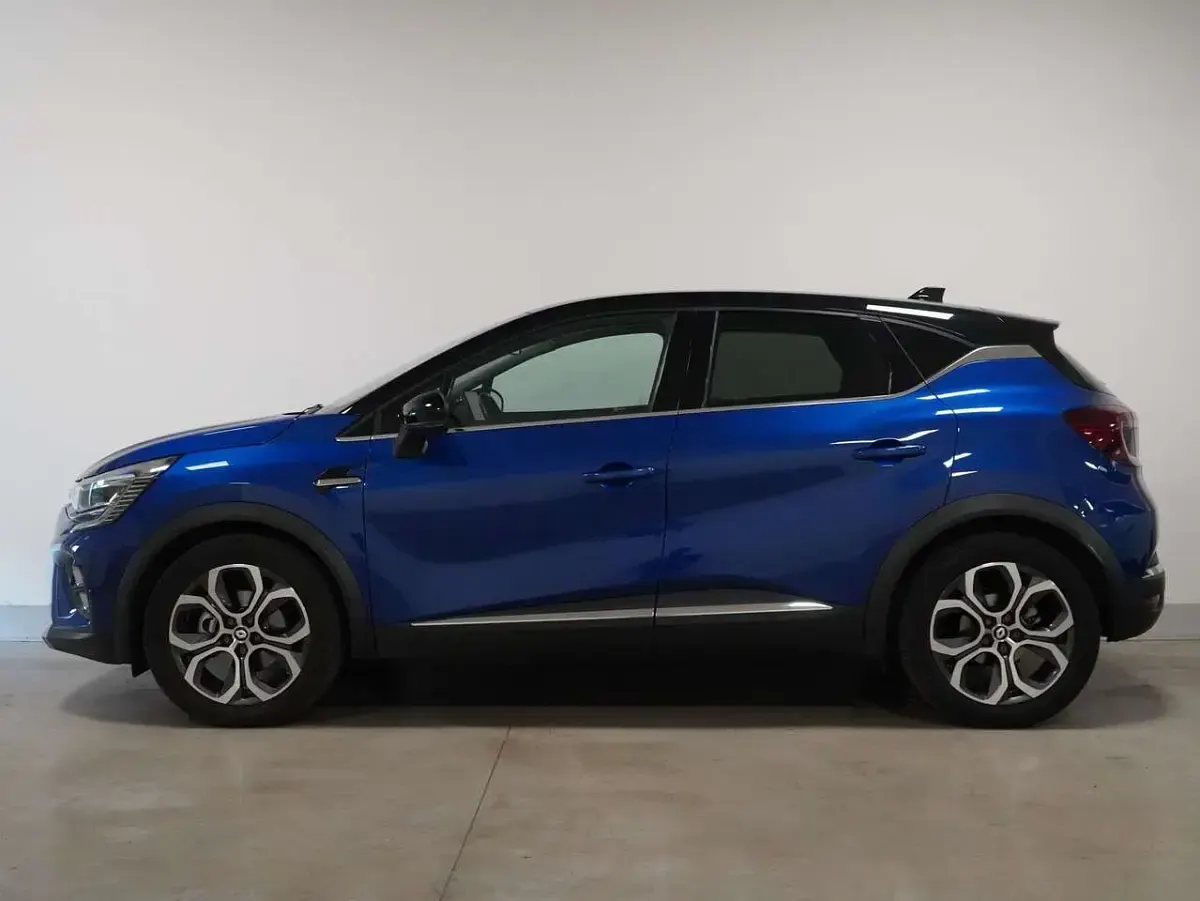 Usata Renault Captur Intens 101 CV (74 kW) 2023 Blu/azzurro SUV