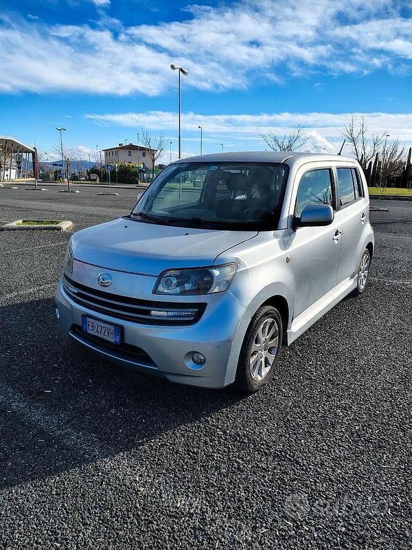 Grigio Usata 2010 Daihatsu Materia HIRO Monovolume | 2600 € - Immagine 1/4