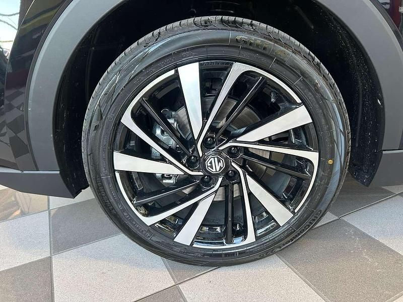 Nuova MG ZS Luxury 102 CV (75 kW) 2026 Nero metallizzato SUV