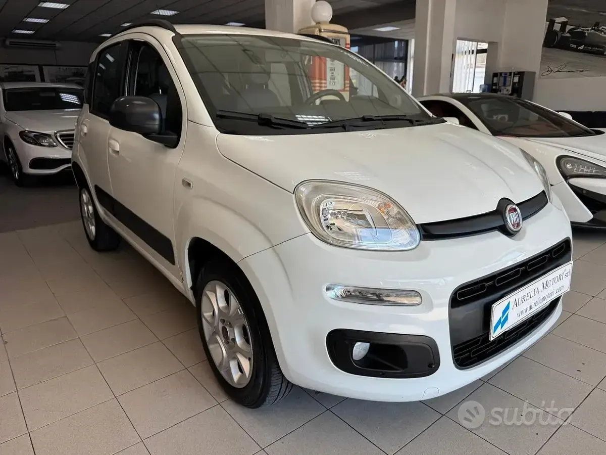 Usata Fiat Panda Lounge 80 CV (58 kW) 2015 Bianco Utilitaria