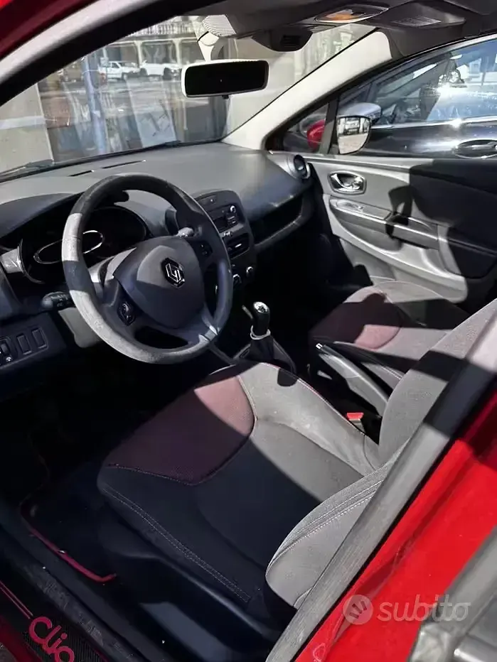 Usata Renault Clio 75 CV (55 kW) 2014 Rosso Utilitaria