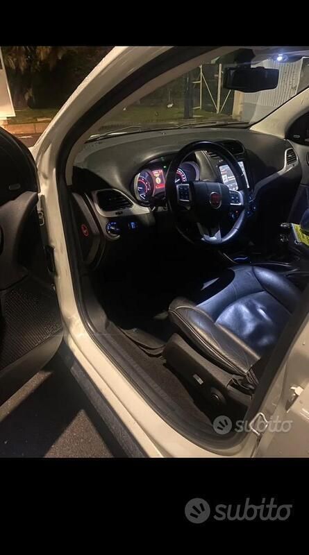 Usata Fiat Freemont 170 CV (125 kW) 2014 Bianco SUV