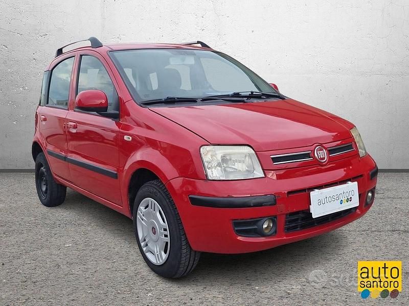 Usata Fiat Panda Dynamic 60 CV (44 kW) 2010 Rosso Utilitaria