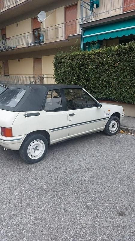 Usata Peugeot 205 1987 Bianco Cabrio