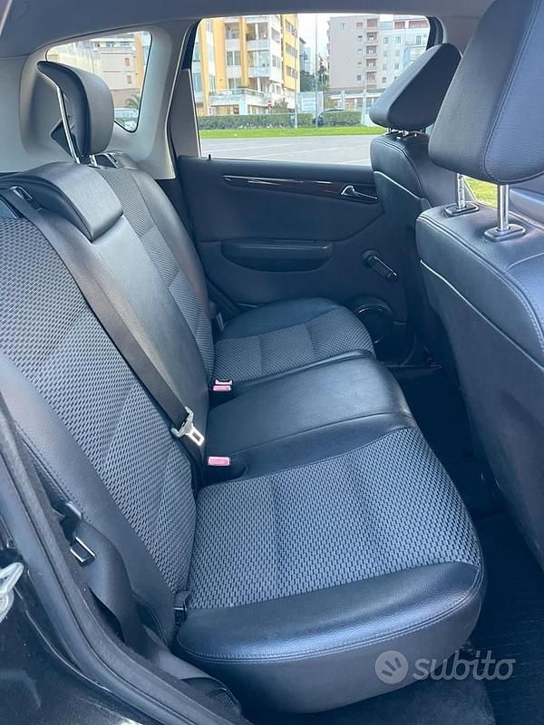 Usata Mercedes A180 Elegance 2012 Nero Berlina