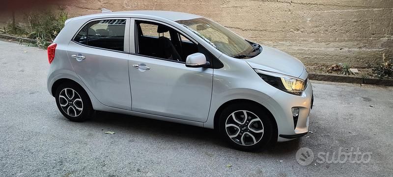 Usata Kia Picanto 67 CV (49 kW) 2018 Grigio Utilitaria