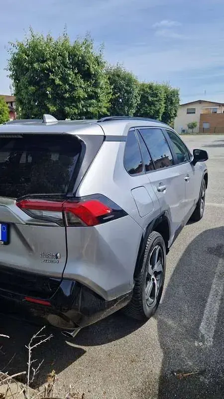 Usata Toyota RAV4 Hybrid Style 185 CV (136 kW) 2023 SUV