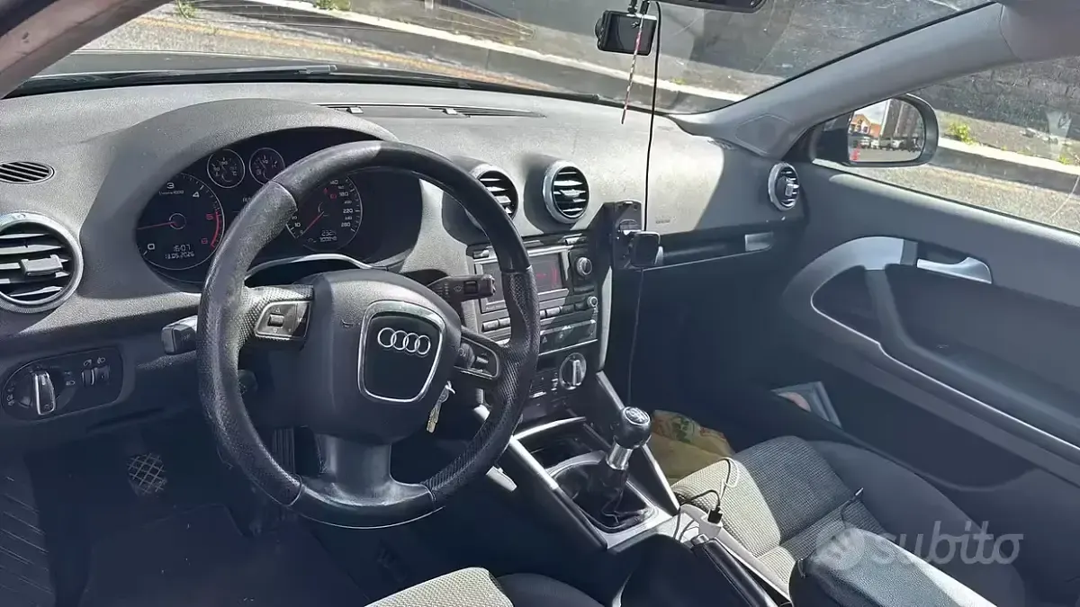 Usata Audi A3 140 CV (102 kW) 2010 Nero Utilitaria